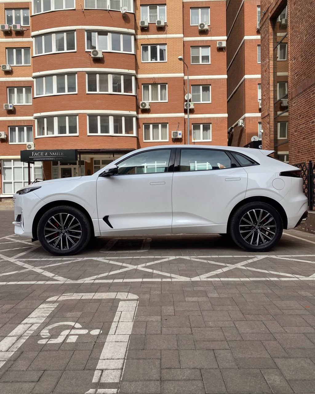 SAKLYORS XOX SUV ELEKTİRİKLİ ARABA - görsel 7