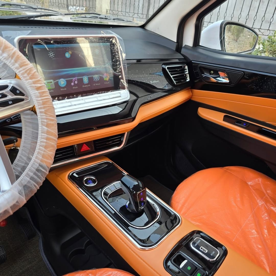 BABY X5 ELEKTRİKLİ ARABA - görsel 3