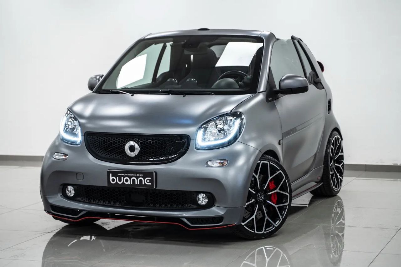BRABUSS ELEKTİRİKLİ ARABA