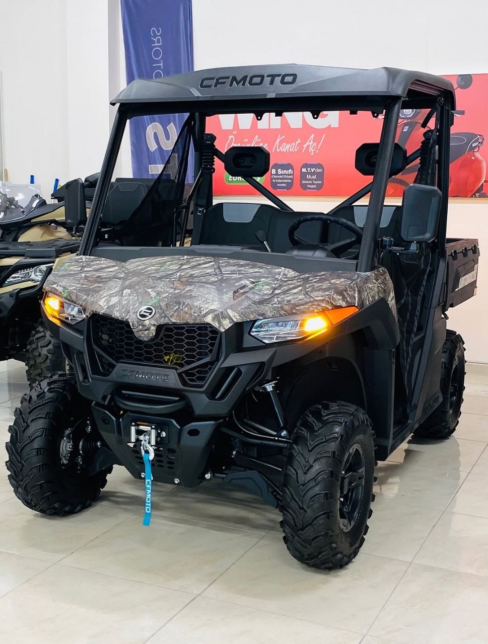 C FORCE 1000 CC BENZİNLİ 4X4